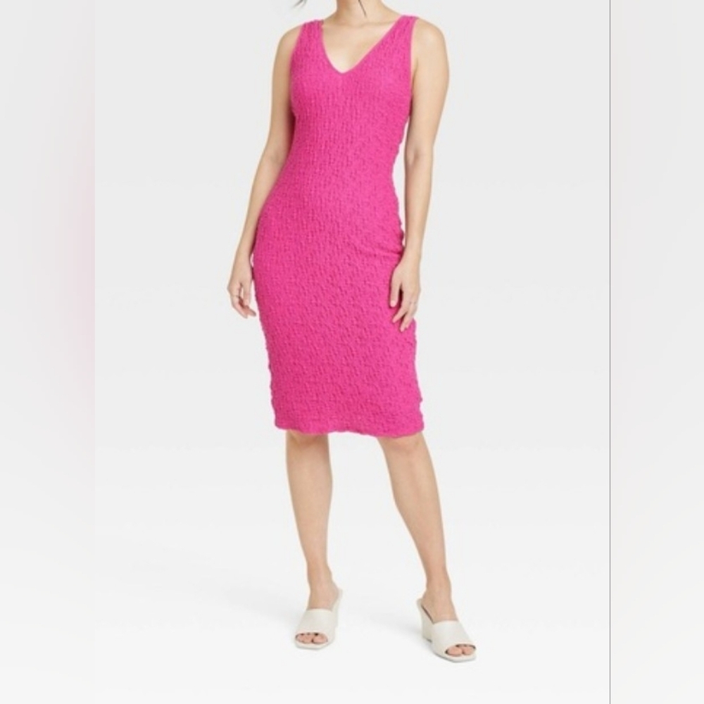 A New Day Pink Puckered Knit Dress Size M Sleeveless Vneck Barbiecore Relaxed